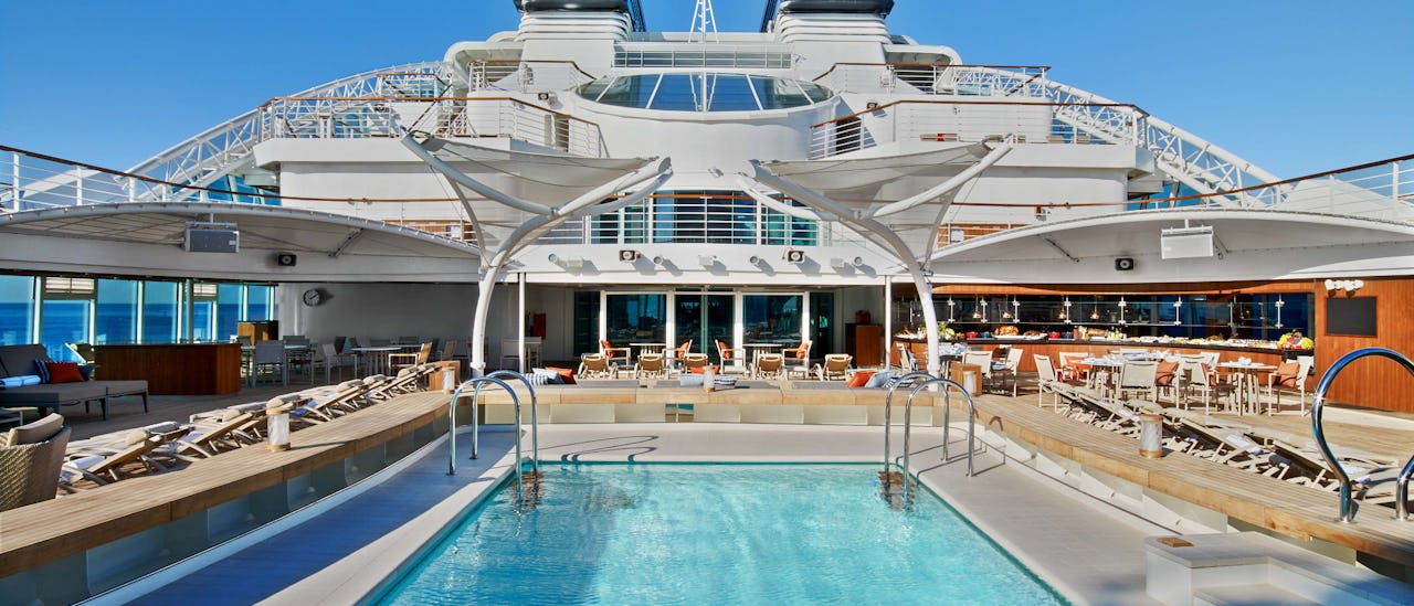 Varm vind på bassengdekket