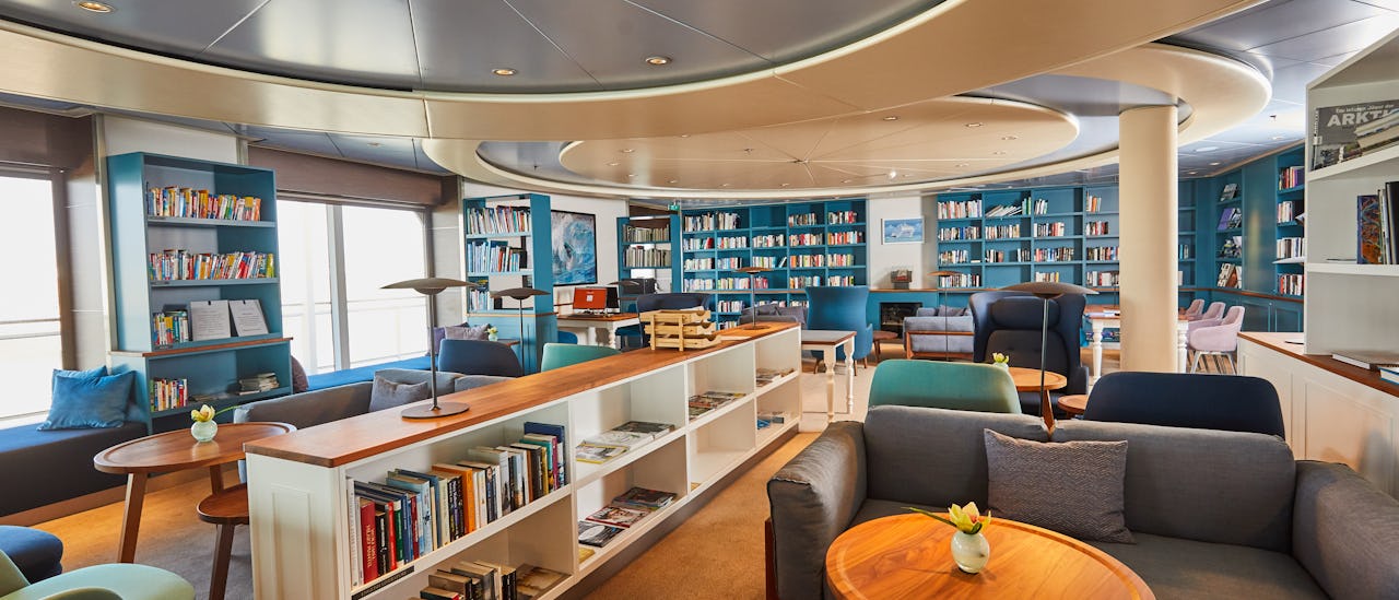 The Belvedere on deck 9