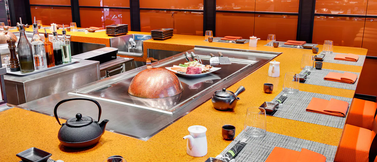Sushi- och teppanyaki-restaurangen Kaito