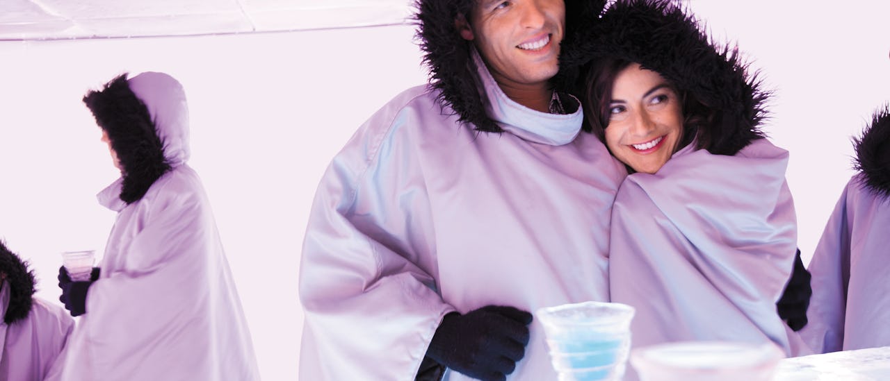 Norwegian Epic har en isbar med kald drikke servert i isglass