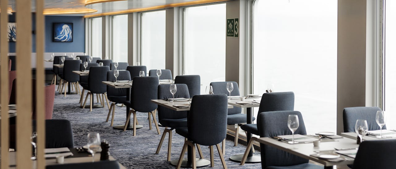 Nyt frokost, lunsj og middag i Havrand Restaurant