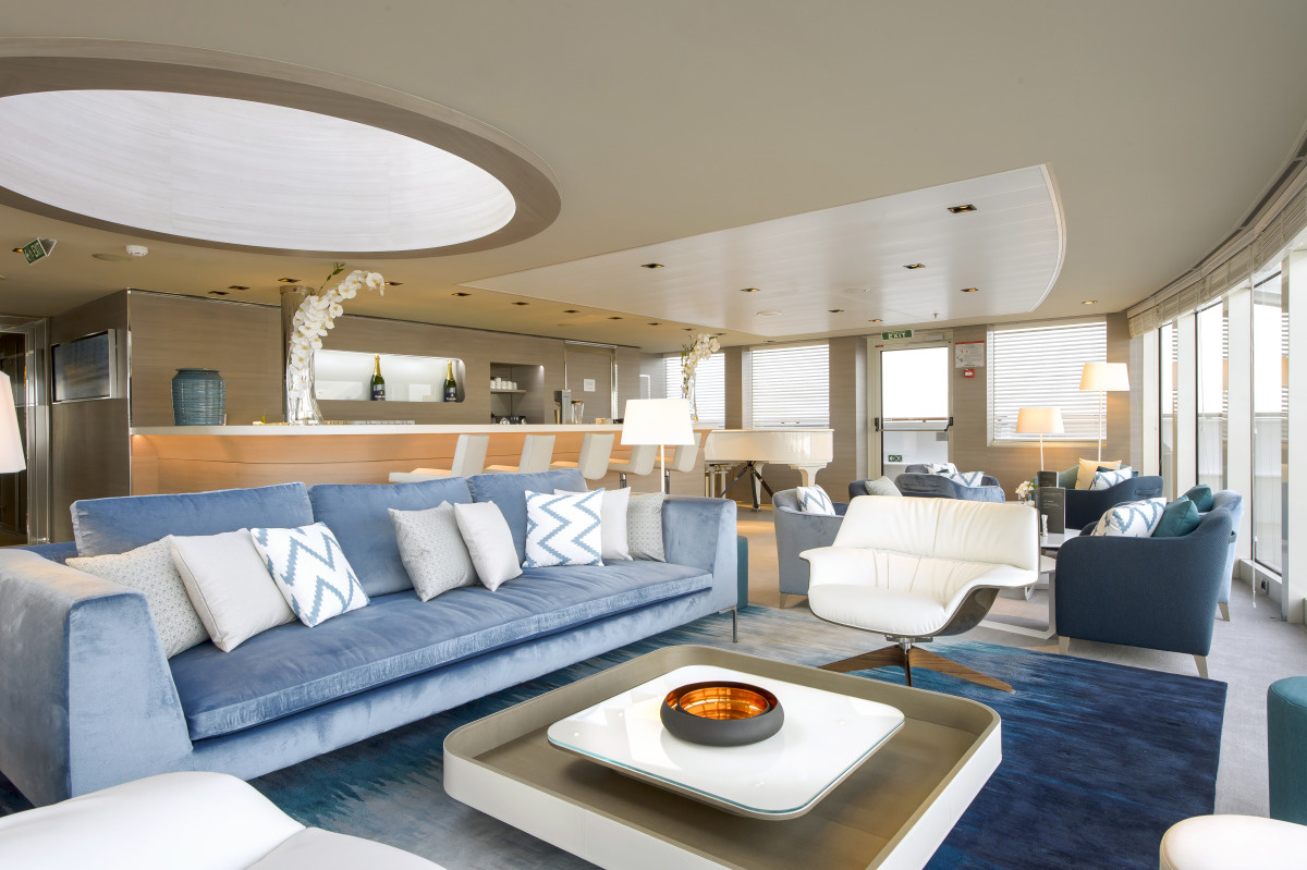 The Panoramic lounge