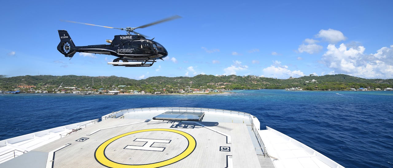 To toppmoderne Airbus H130-T2-helikoptre tar deg utover destinasjonen!