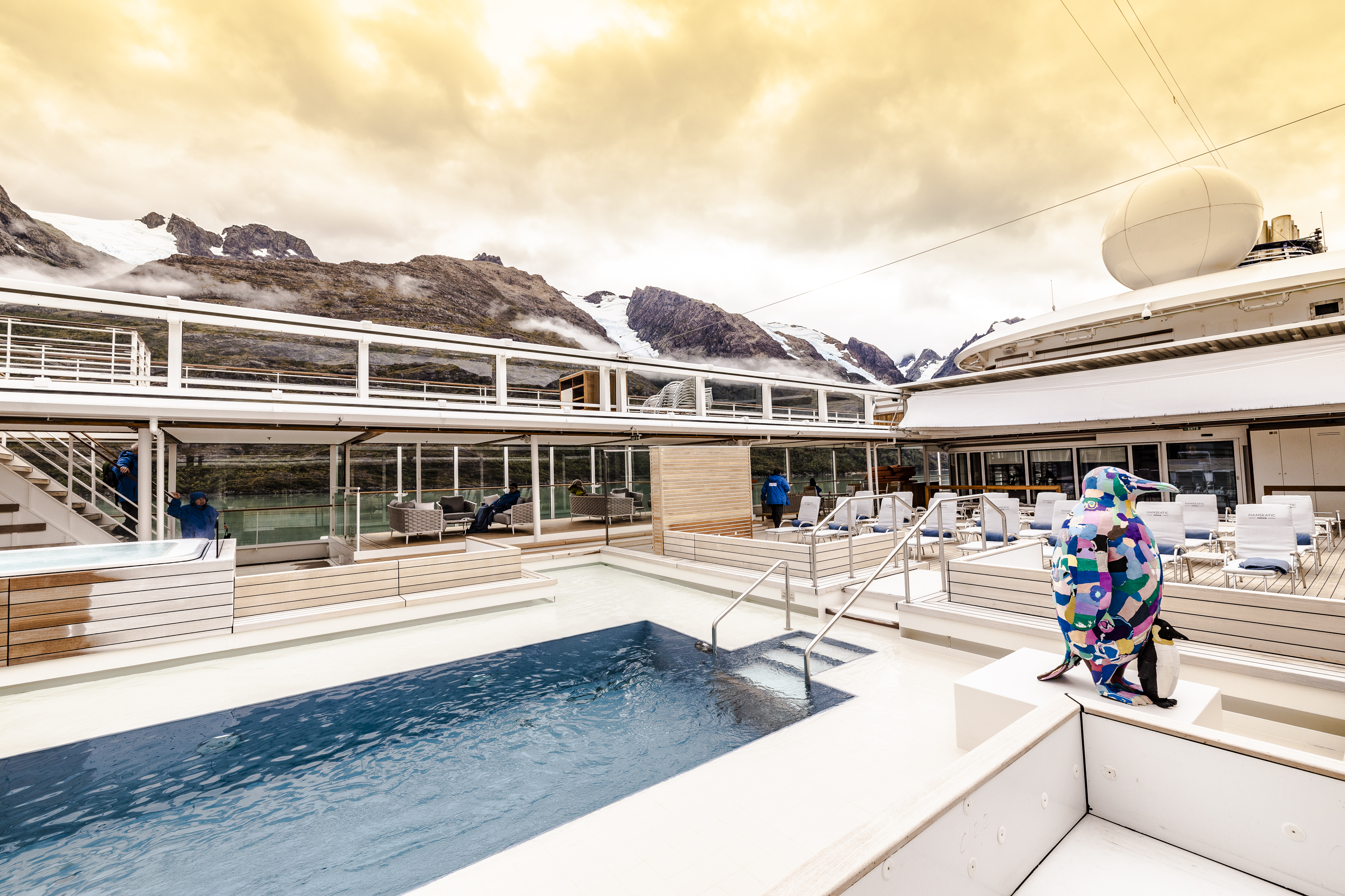 HANSEATIC nature pool.