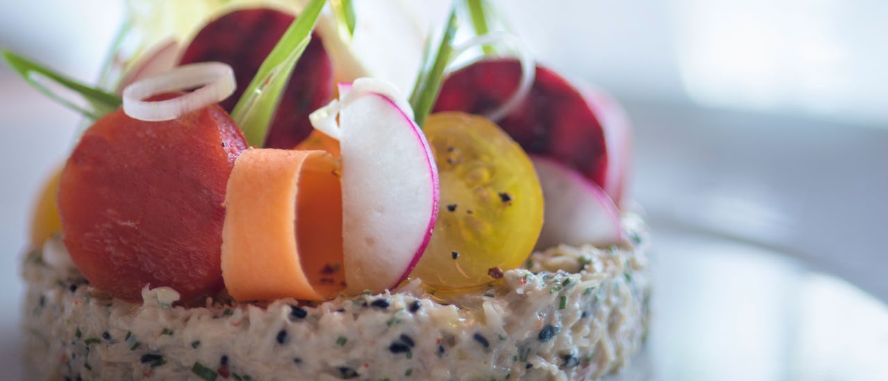 All drikke og mat er inkludert ombord.