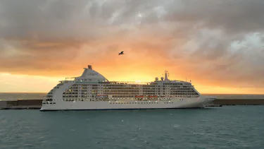 Seven Seas Voyager, Middelhavet