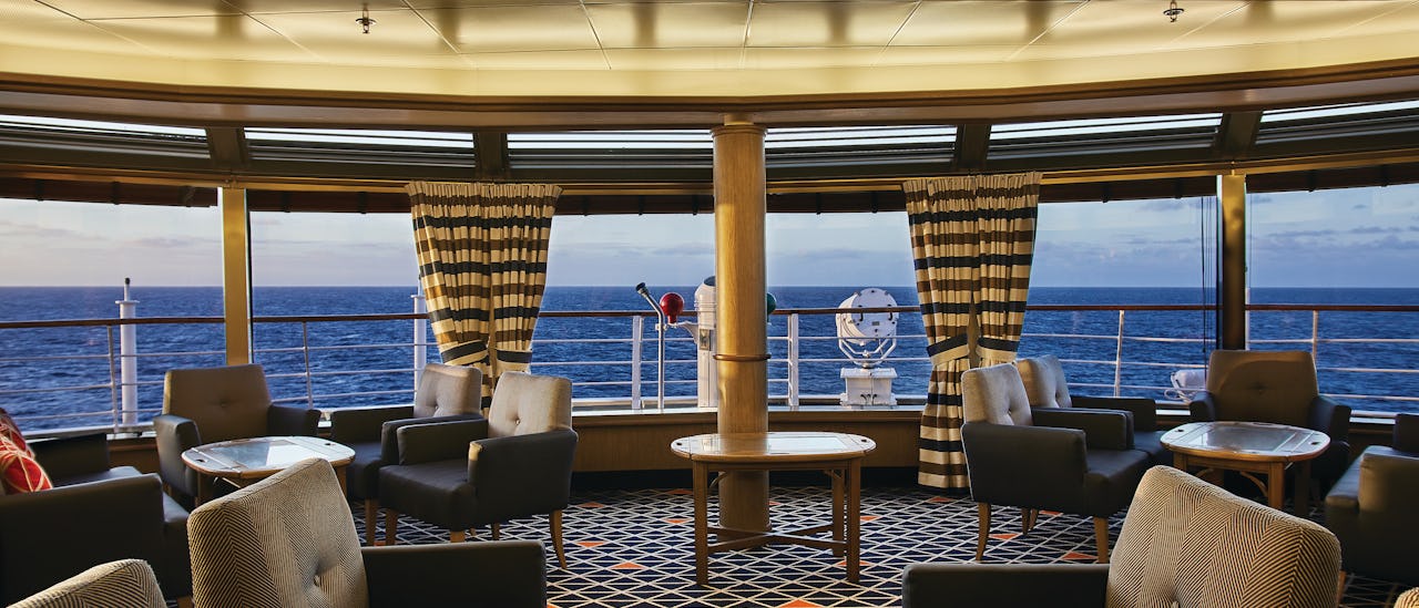 Nyt utsikten i Panorama Lounge