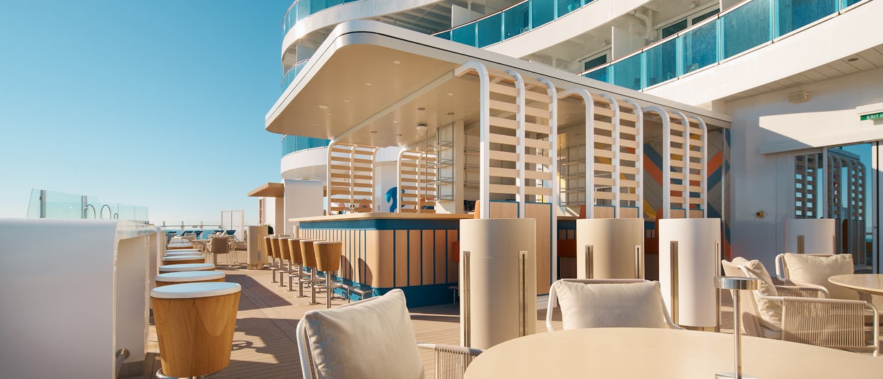 Costa Toscana overrasker med vidstrakte uteområder for sol og avkobling