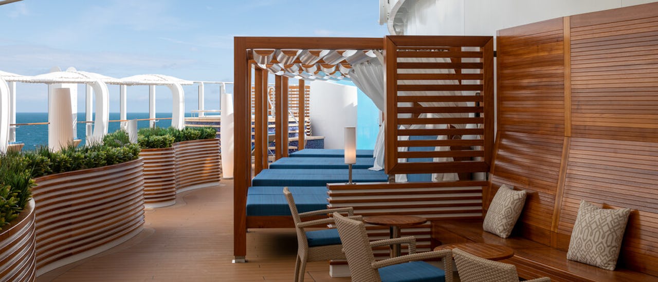 Kjøl deg ned i havbrisen og nyt en behandling fra Oasis Spa i The Retreat