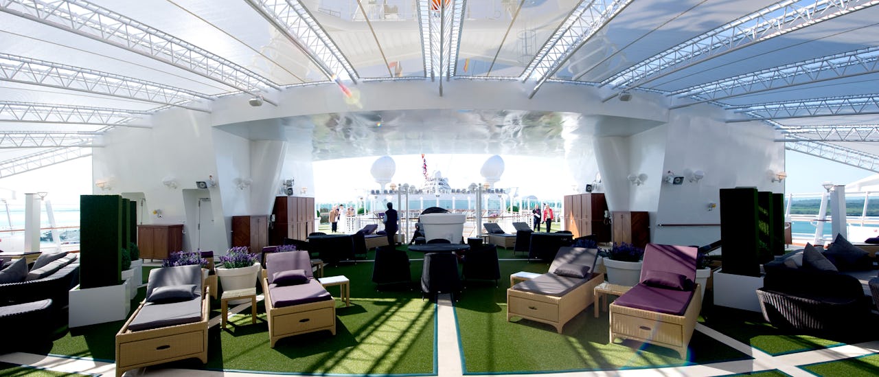 Kjøl deg ned i havbrisen, nyt behandlinger fra Oasis Spa at The Retreat