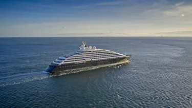 Scenic Eclipse II, Kanariøyene
