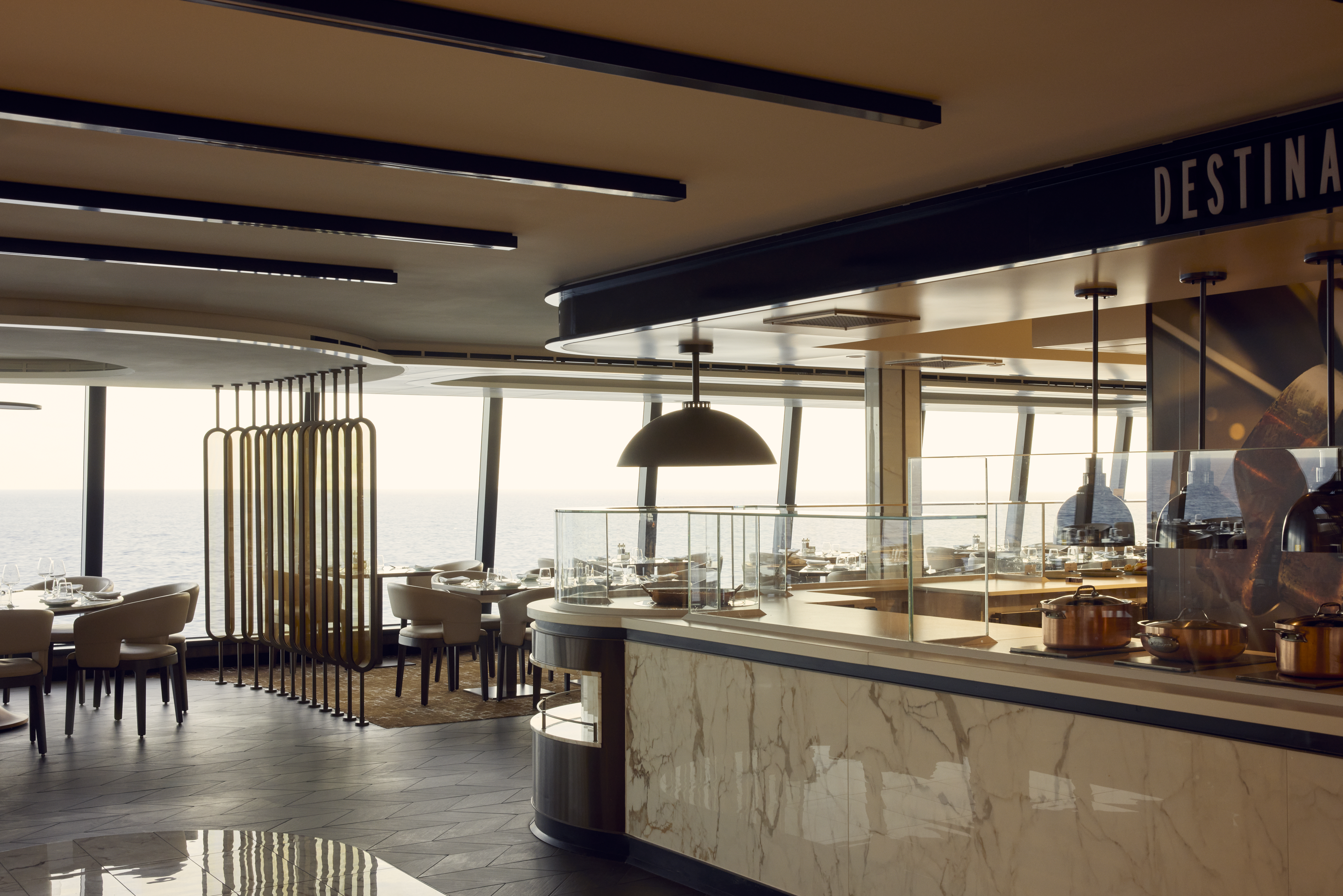 Servering hele dagen på Emporium Marketplace