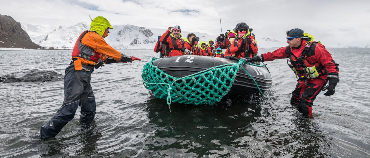 Bli med på turer og utendørsaktiviteter i land