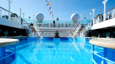 Azura, Middelhavet