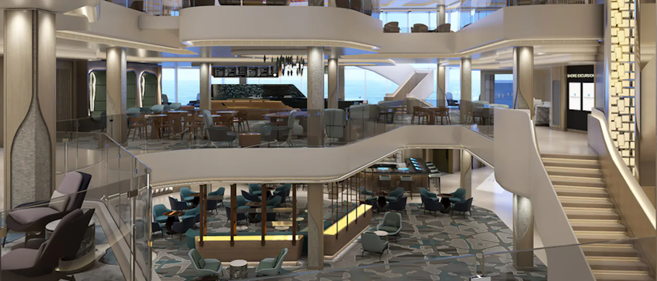 I hjertet av skipet er Penrose Atrium, et tre-dekks atrium. Designet av Miami-baserte Studio Dado
