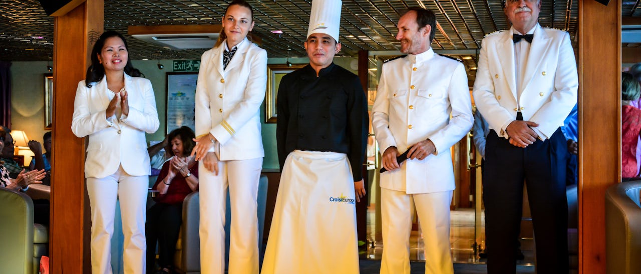 Møt kokkene ombord.