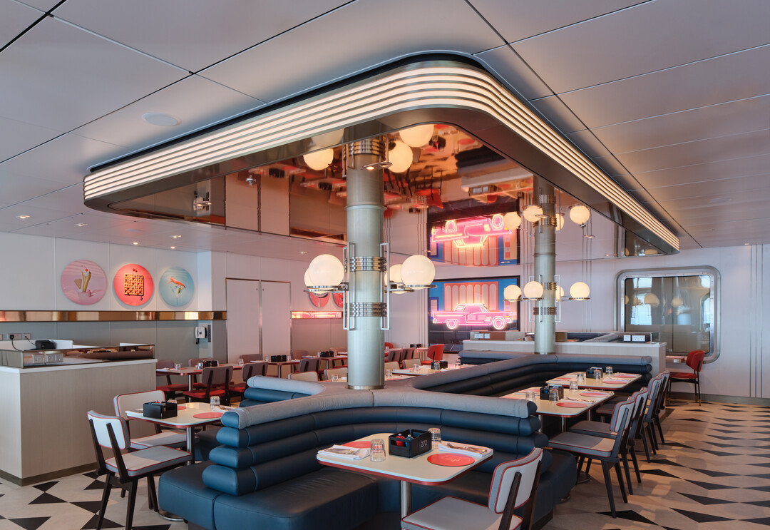 6th Street byr på uformelle måltider om dagen og en mer raffinert opplevelse om kvelden, inspirert av en klassisk amerikansk diner