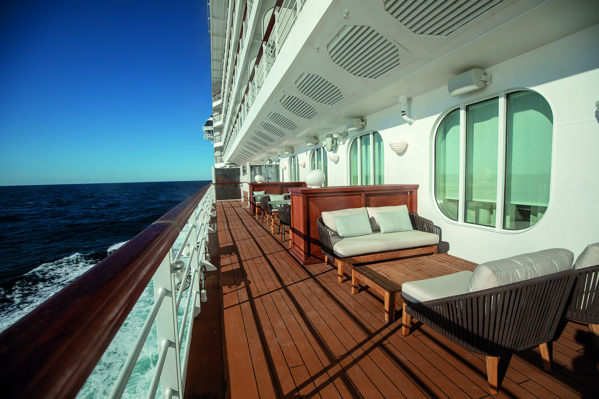 Seven Seas Splendor, Karibien